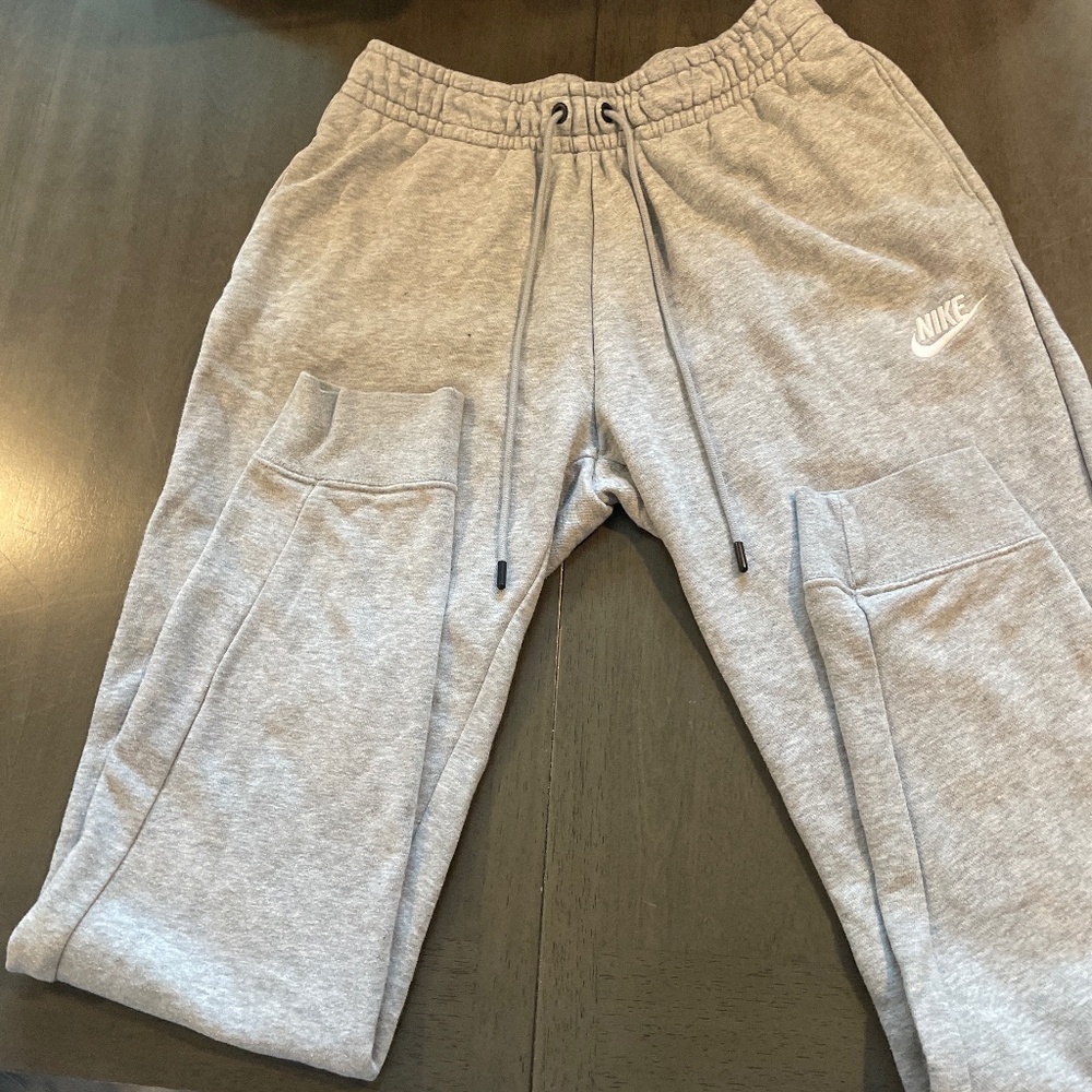 Nike womens sweats